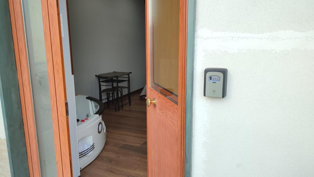 Diora Suite Помпеї Екстер'єр фото