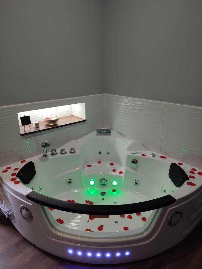 Diora Suite Помпеї Екстер'єр фото