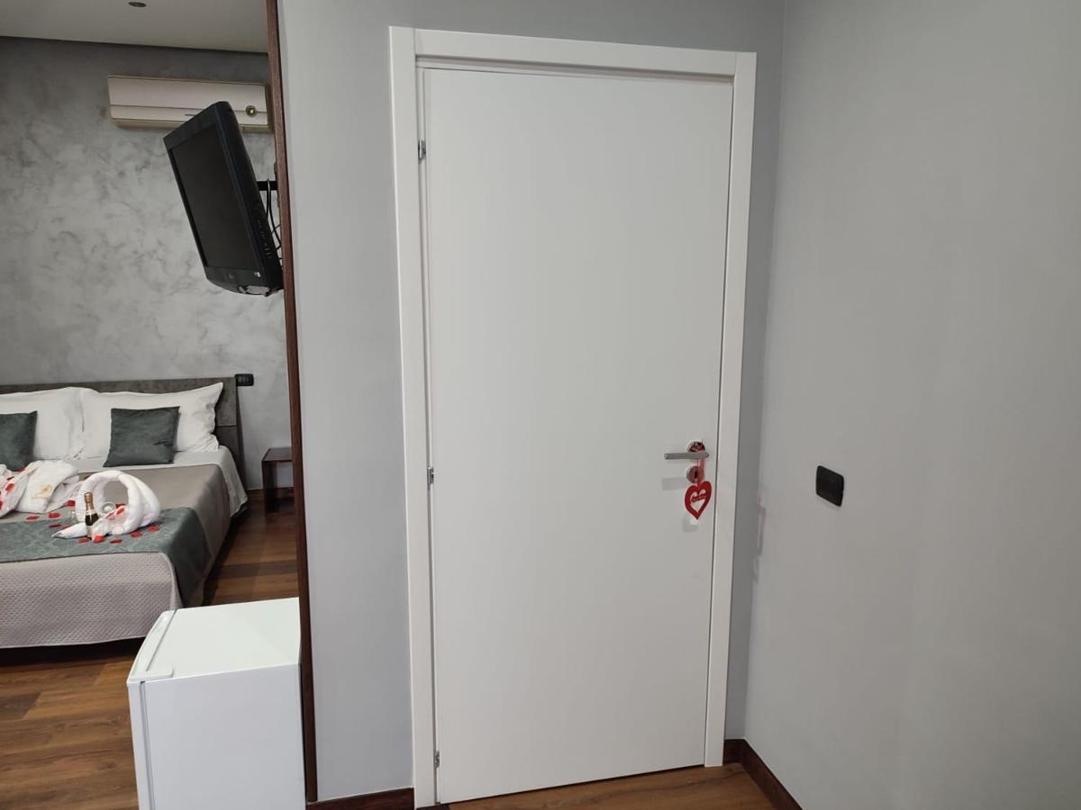 Diora Suite Помпеї Екстер'єр фото