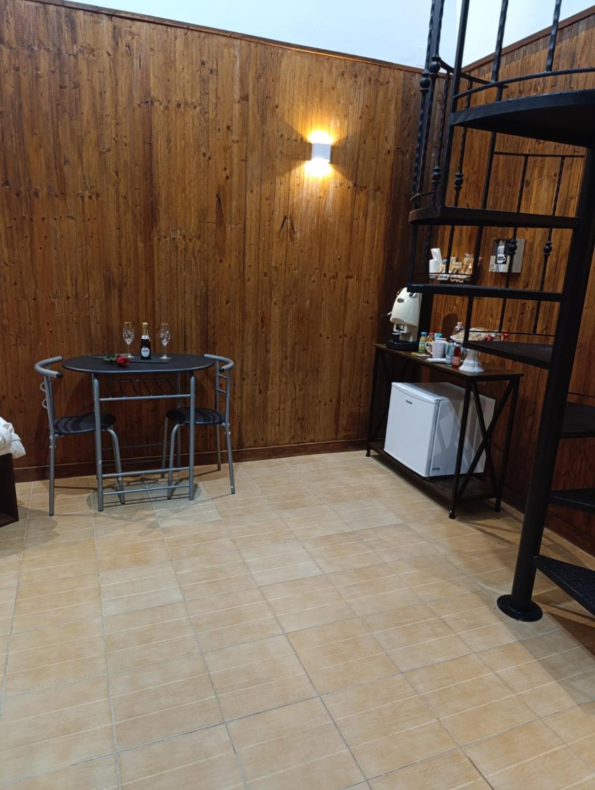 Diora Suite Помпеї Екстер'єр фото